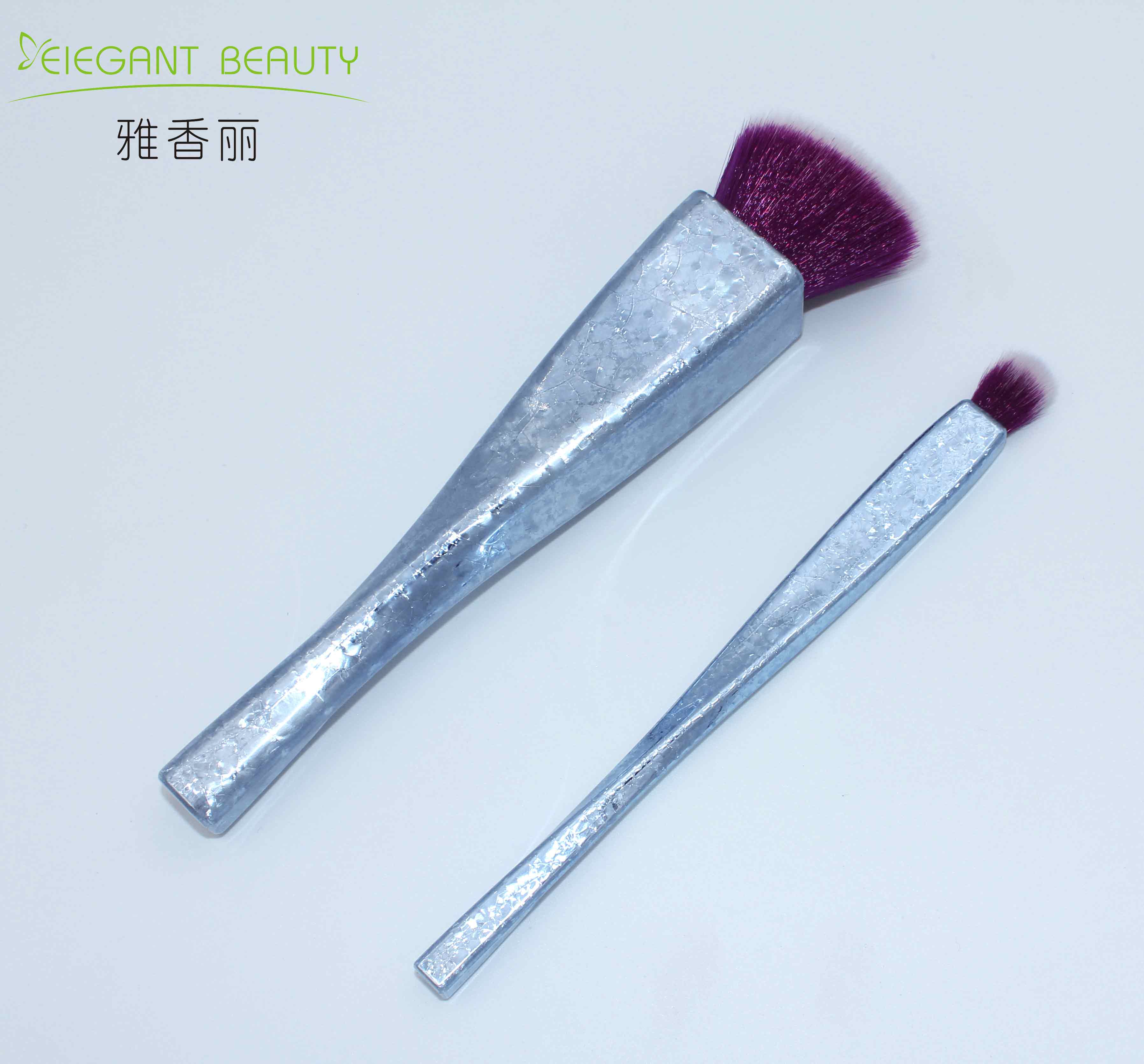 花季传媒官网网站套裝：打造專業妝容的必備之選