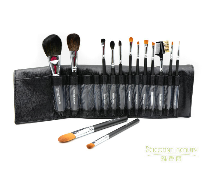 花季传媒官网网站套裝中的刷子如何適應不同的化妝品類型？
